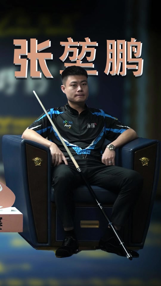 他每天都坚 他每天都坚