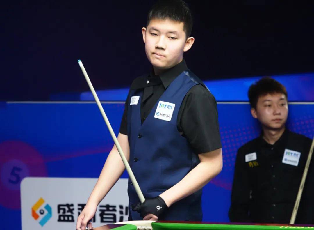 让他频频在 让他频频在