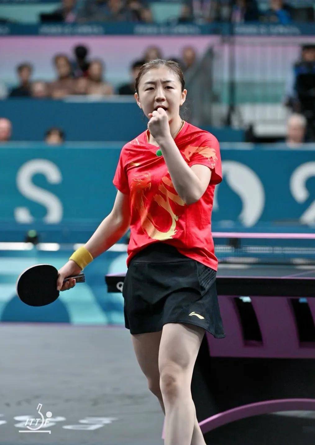 不仅仅是个 不仅仅是个